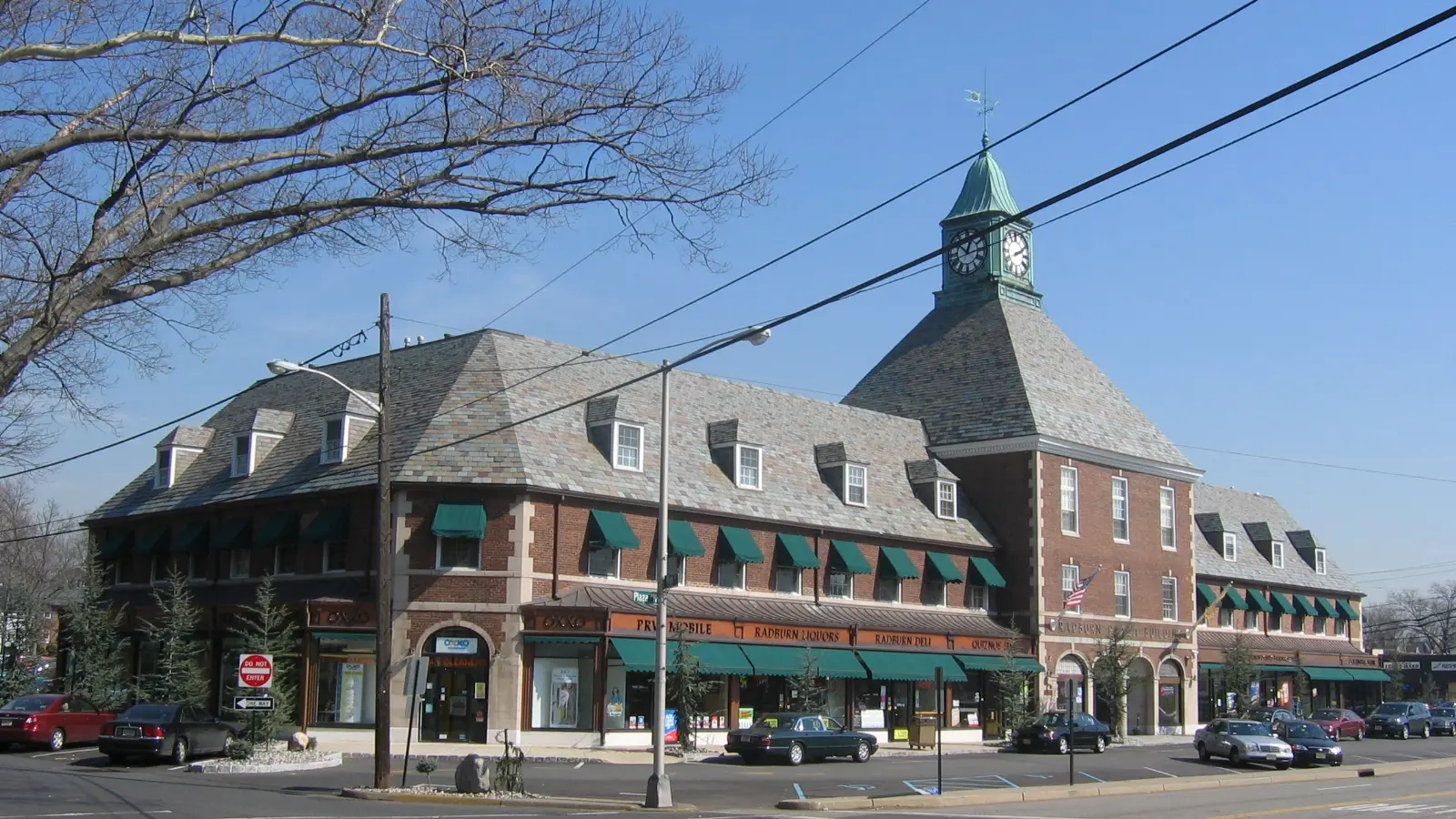 Radburn Plaza in Fair Lawn, New Jersey